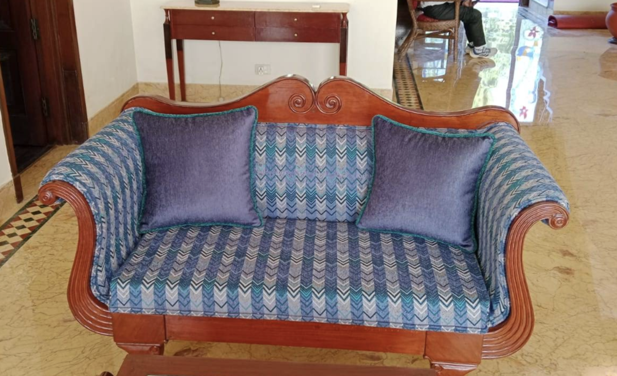 Blue Patterned Fabric 2-Seater Sofa